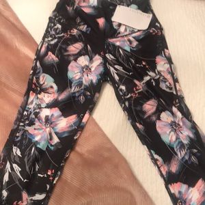 Fabletics Leggings -Workout pants